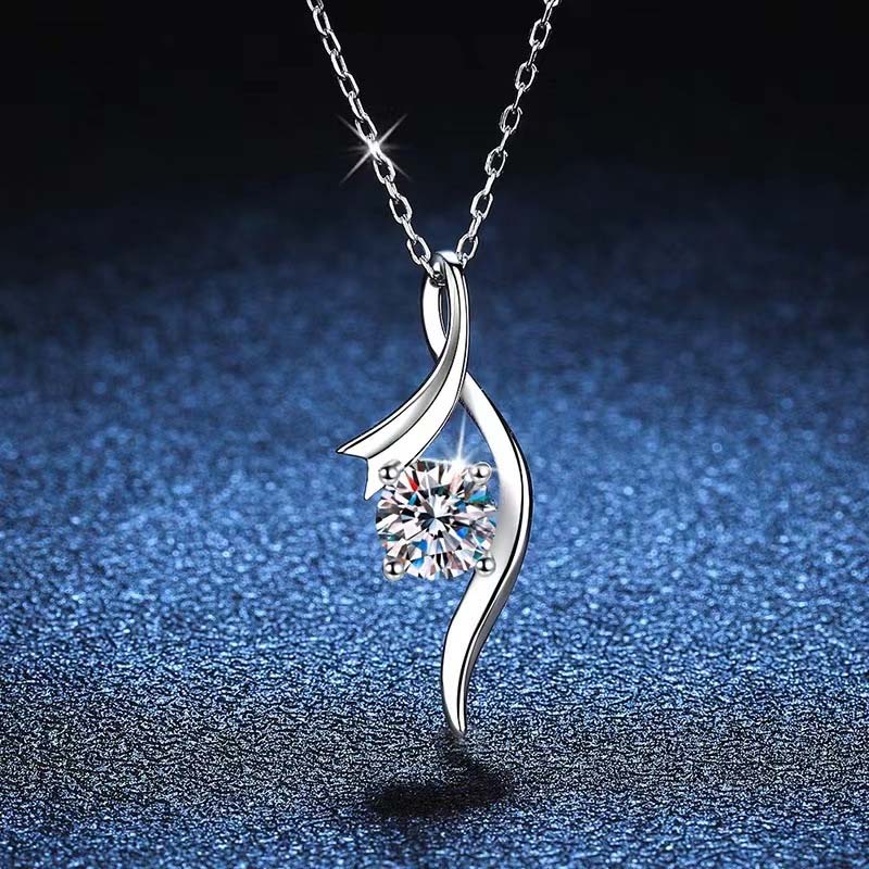 925 Sterling Silver Classic Four-Claw 1 Karat Diamond Necklace