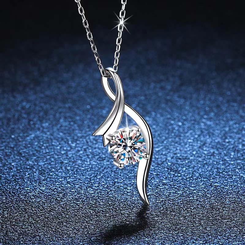 925 Sterling Silver Classic Four-Claw 1 Karat Diamond Necklace