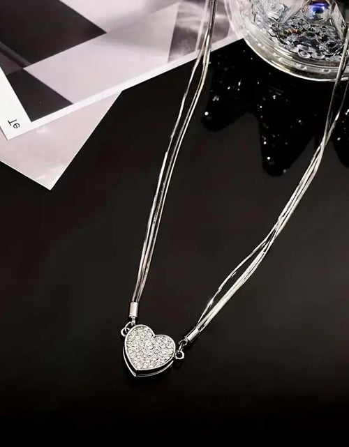 Load image into Gallery viewer, Japanese &amp; Korean Style Heart-Shaped Zircon Necklace
