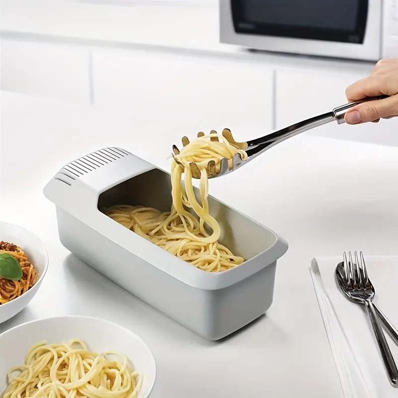 Microwave Pasta Cooker with Strainer