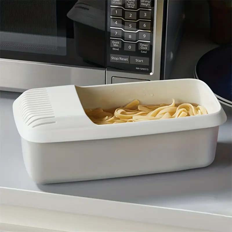 Microwave Pasta Cooker with Strainer