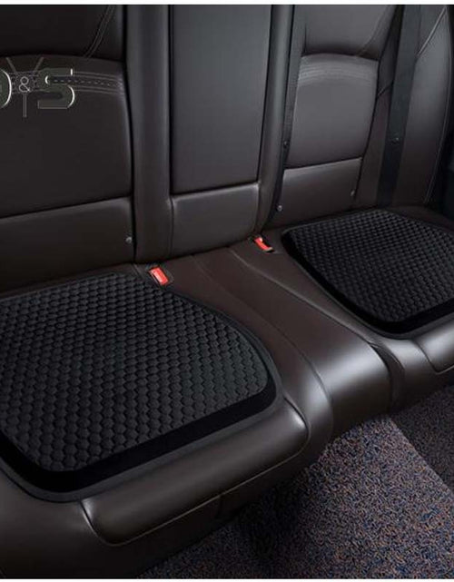 Load image into Gallery viewer, Cozy Winter Non-Slip Car Seat Cushion
