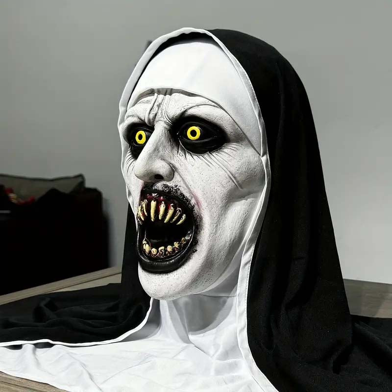 Qualteus Funky Nun Latex Mask Creepy Halloween