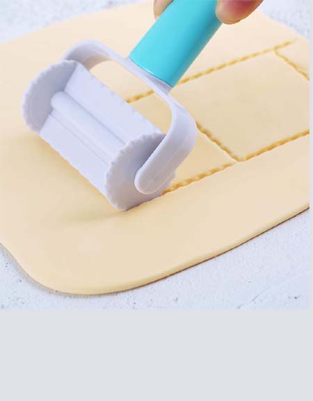 Load image into Gallery viewer, Angel Wing Cookie Cutter Set: DIY Sweet Rolling Mold for Heavenly Baking.
