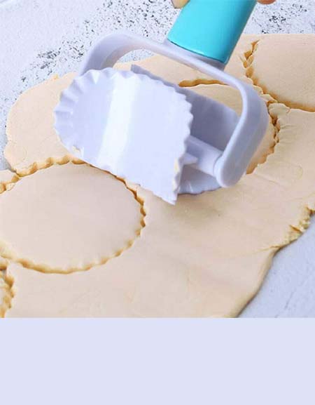 Load image into Gallery viewer, Angel Wing Cookie Cutter Set: DIY Sweet Rolling Mold for Heavenly Baking.
