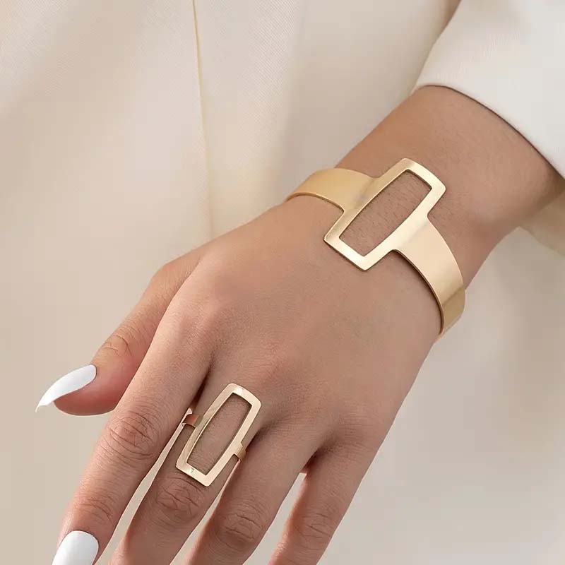 Geometric Square Duo Jewelry Set – Minimalist Ring & Bracelet Combo