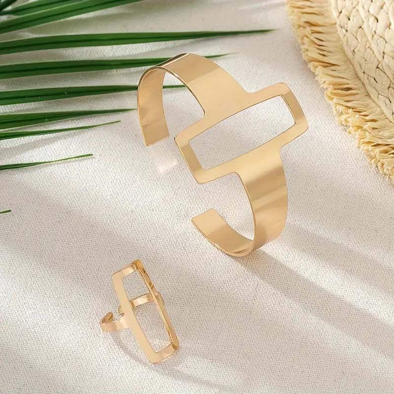 Geometric Square Duo Jewelry Set – Minimalist Ring & Bracelet Combo